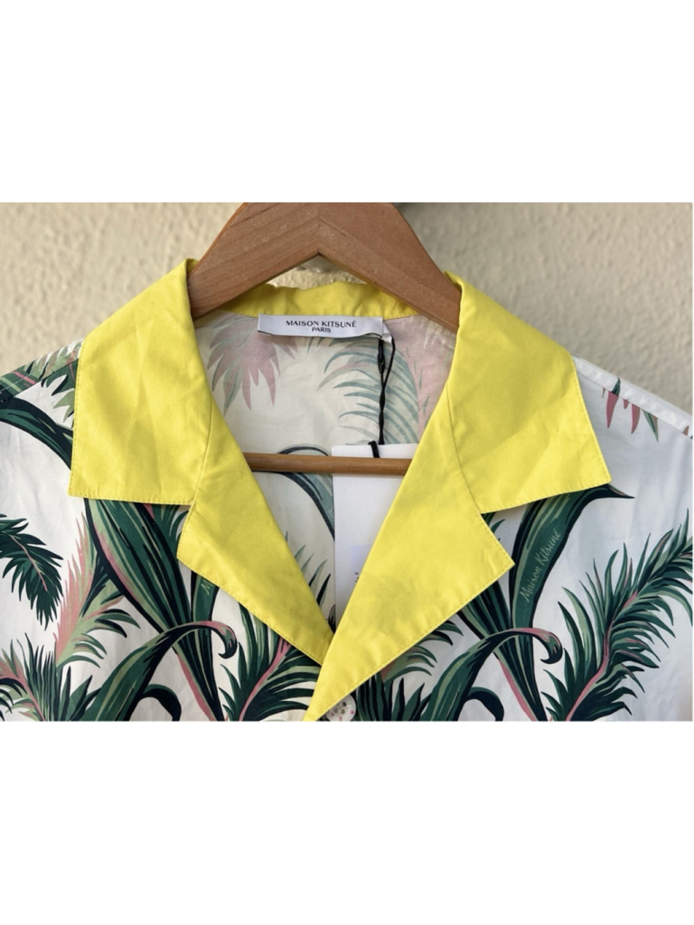 Maison Kitsune Botanical Print Short Sleeve Hawaiian Shirt L Casual Vacation - Picture 3 of 8